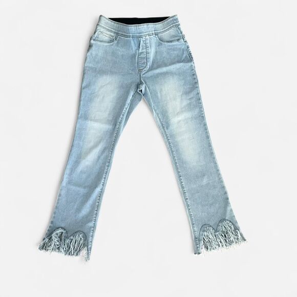Coco + Carmen NWT Adorable Fringe Bottom Jeans - Picture 1 of 8